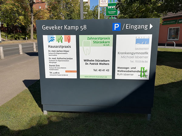 Schild Parkplatz